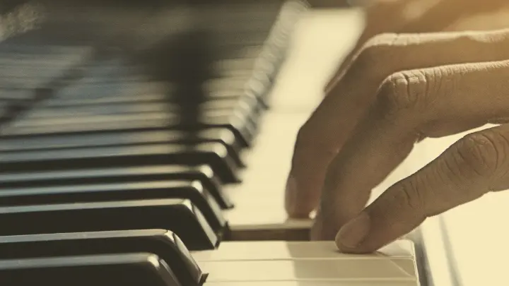 undici dita e tre mani racconto tales from guidoland