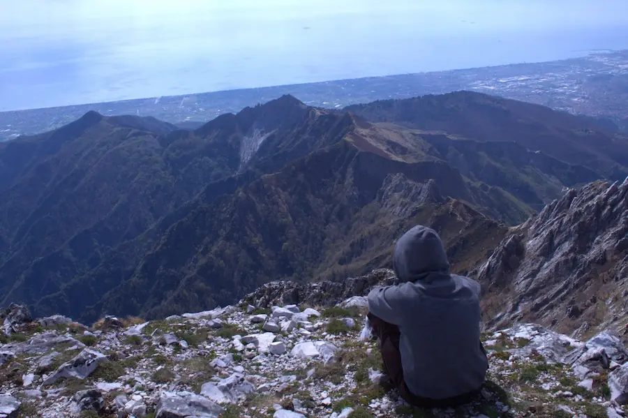 camminare e scrivere alpi apuane pania della croce